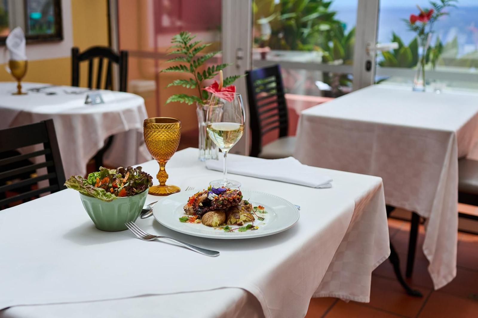 Inn & Art Madeira Канісу Екстер'єр фото