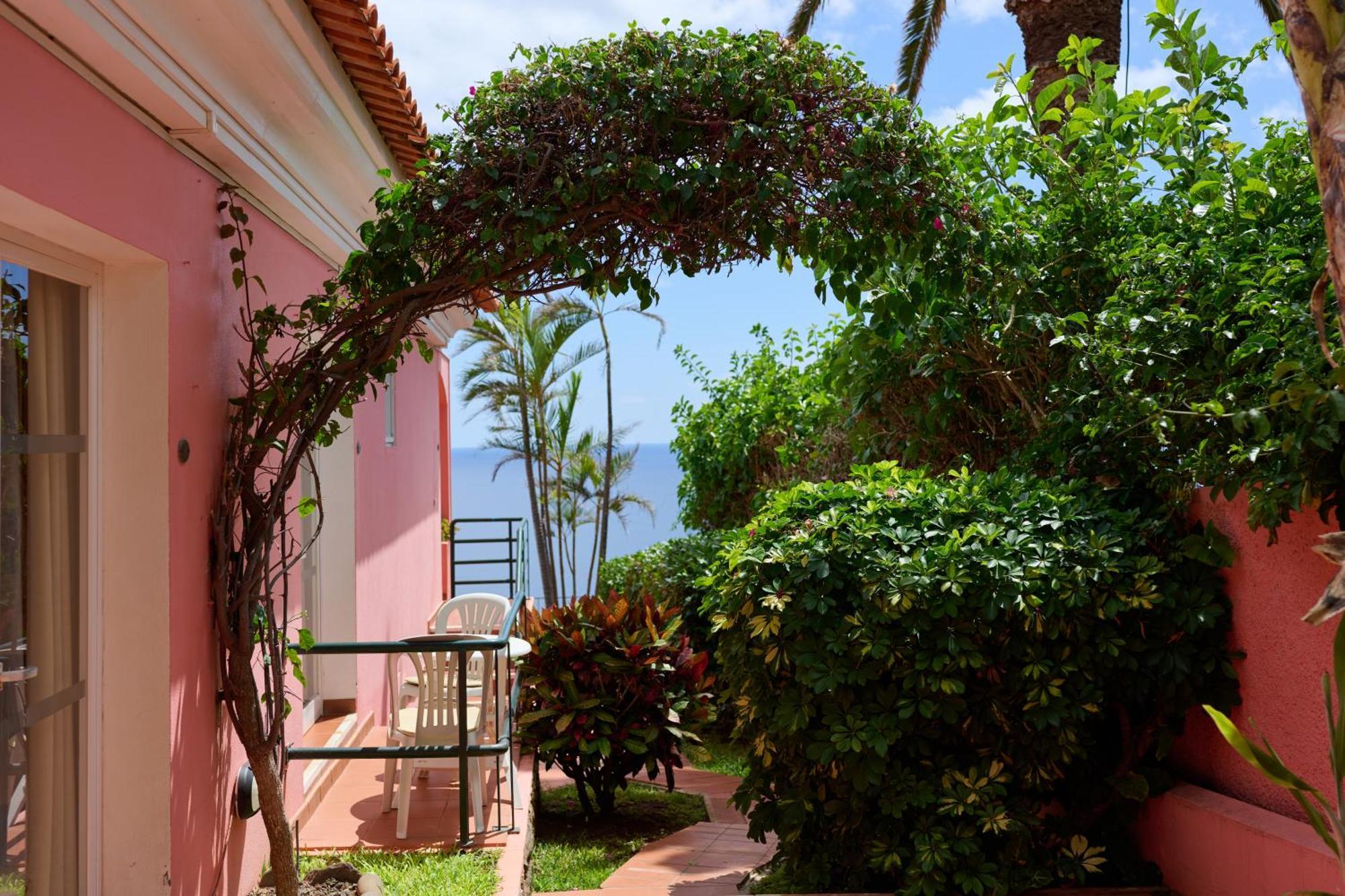 Inn & Art Madeira Канісу Екстер'єр фото