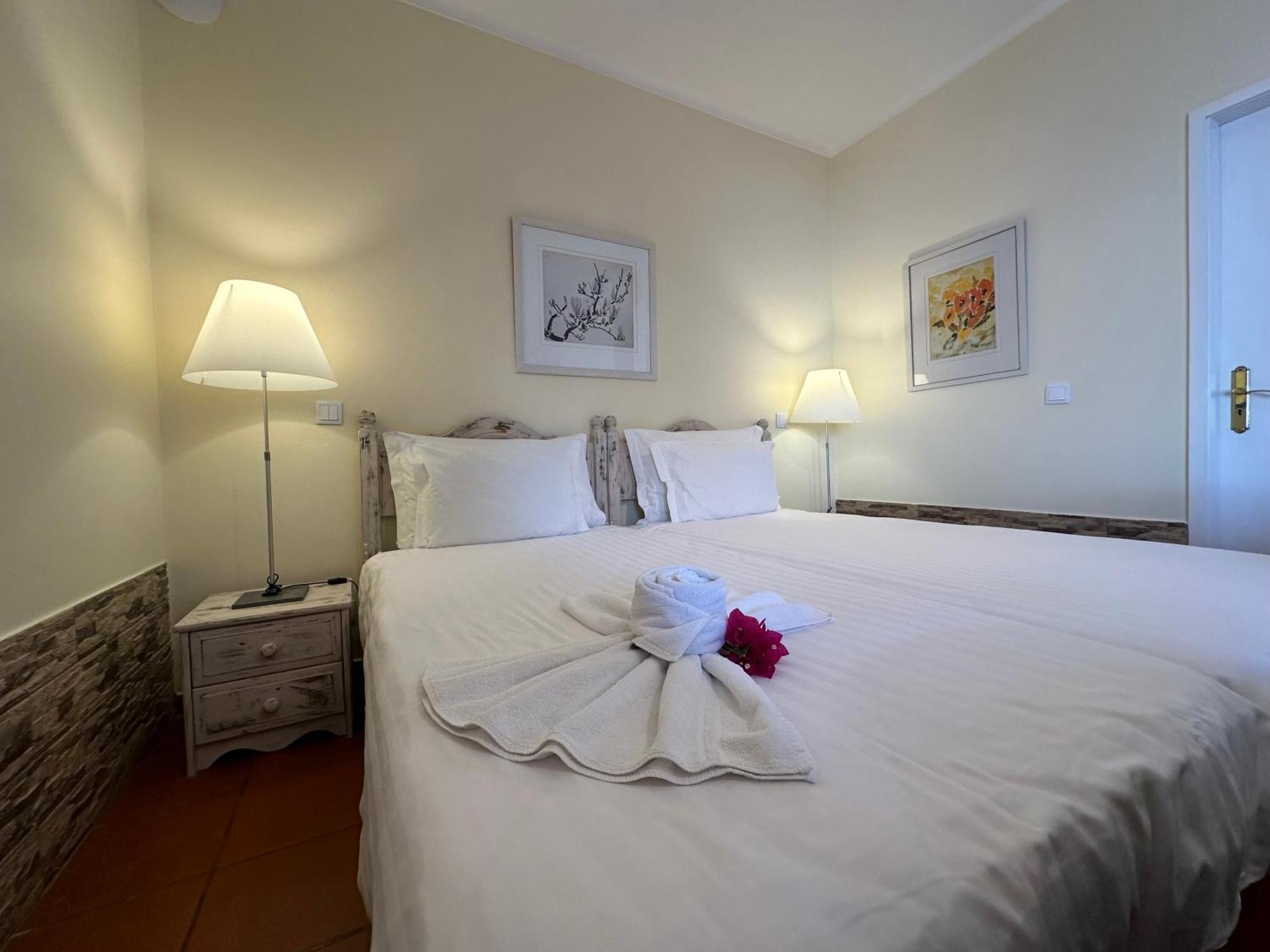 Inn & Art Madeira Канісу Екстер'єр фото